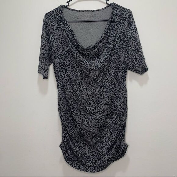 Motherhood Maternity Animal‎ Print Shirt Size Medium - Picture 1 of 5